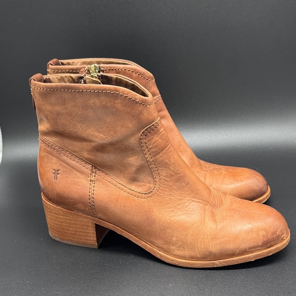 Frye Shoes - Frye Brown Claire Leather Ankle Booties with Block Heel Sz 9